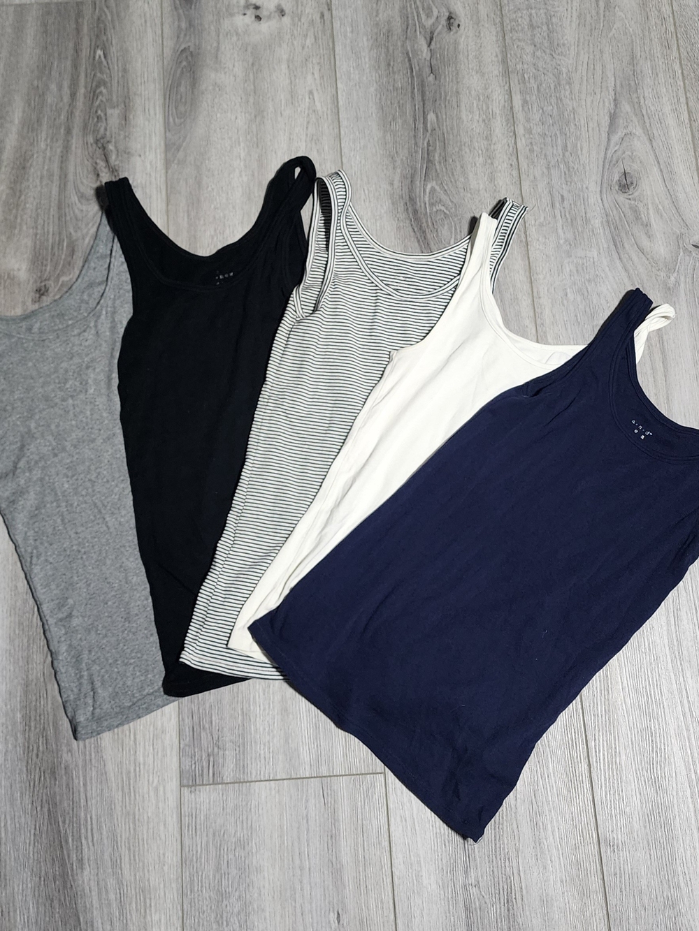 A New Day Sleeveless Tank Top Bundle Of 5 Womens Size Medium
